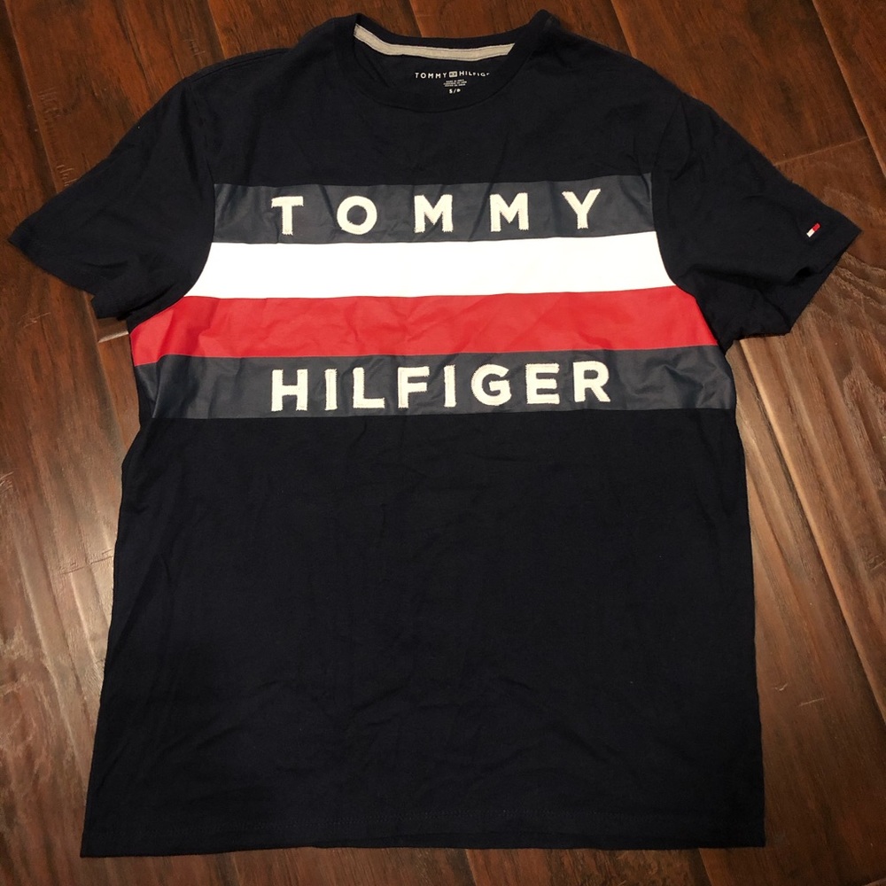 Tommy Hilfiger t shirt